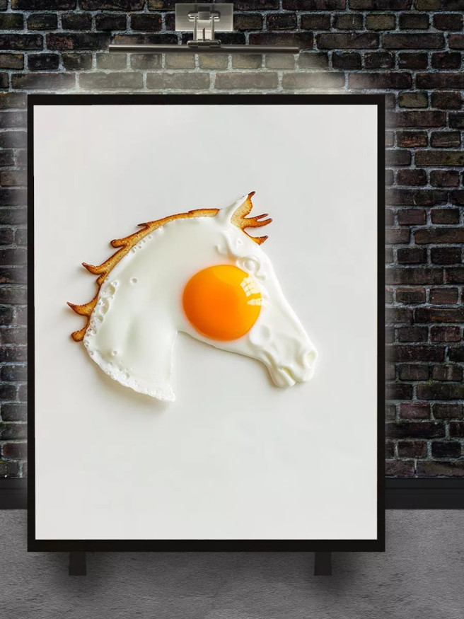 Holstga bosilgan poster &amp;quot;Ot shaklidagi tuxum qovurmasi&amp;quot;