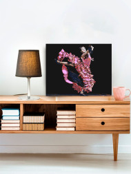 Картина по номерам &amp;quot;Девушка в танце&amp;quot;