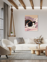 Raqamlar bo&#039;yicha rasm &quot;Qo&#039;rqqan mushuk adyolda&quot;