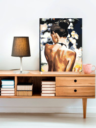 Raqamlar bo'yicha rasm "Go'zal orqa bilan qiz"