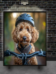 Holstga bosilgan poster &quot;Shlemdagi velosipedchi it&quot;