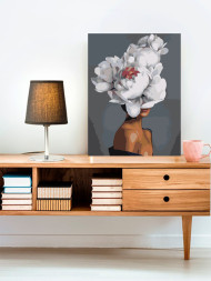 Raqamlar bo'yicha rasm "Oq gulli qiz"