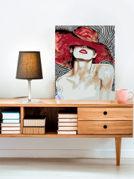 Raqamlar bo&#039;yicha rasm &quot;Shlyapa kiygan qiz&quot;