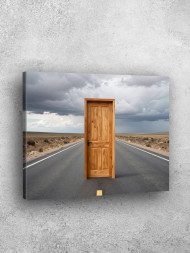 Постер на холсте &amp;quot;Деревянная дверь на шоссе&amp;quot;